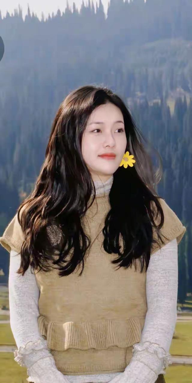 大S翻版惊现新疆！女大学生小悠神似本尊