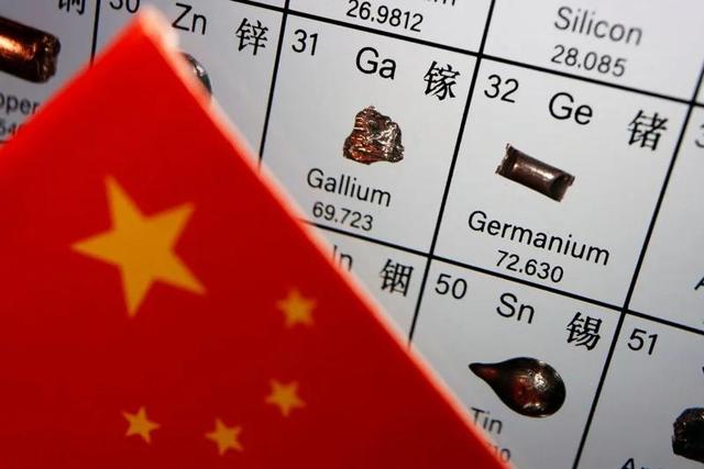 关税战再加码！特朗普态度180度大转弯，对华加征160%关税