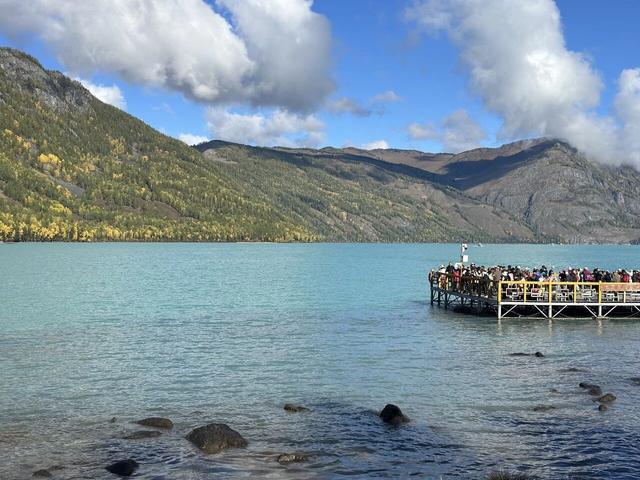 五彩斑斓喀纳斯