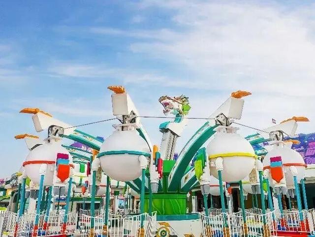 中产玩不起了！上海乐高乐园一天花6999，网友：不如去周边游3天