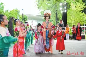 新鲜！“三十六婆官”戴“三条簪”迎宾图片