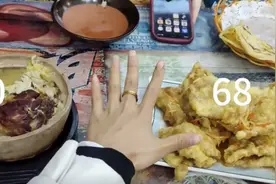 女生吐槽哈尔滨锅包肉13块68元，店家转888元致歉：弄错价格；当事人：已退还888元，盼改正照顾好南方小土豆图片