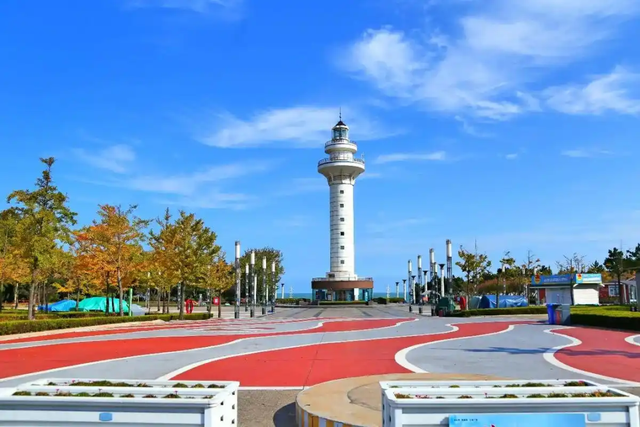 陕西人，刚从山东日照回来，实在忍不住想说：对日照的六点印象