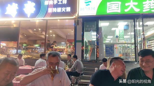 从没有辜负阳光的照耀