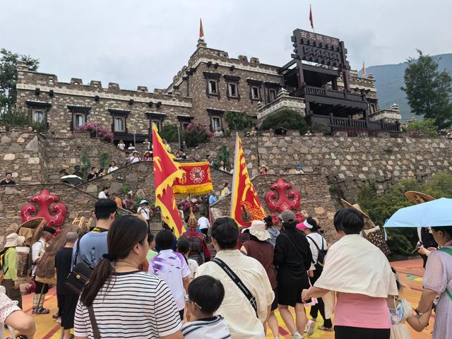 竹间文化：九顶山下好纳凉