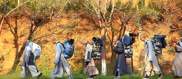 为啥欧美著名教堂大多不收费，国内寺庙普遍收费，原因其实很简单