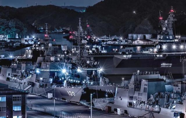 中国对日本打响战略围剿，2026年第一份禁令	，送到了高市早苗手中