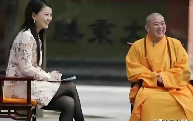 李湘不忍了！公开回应与释永信的真实关系，亲吻照的真相终于大白