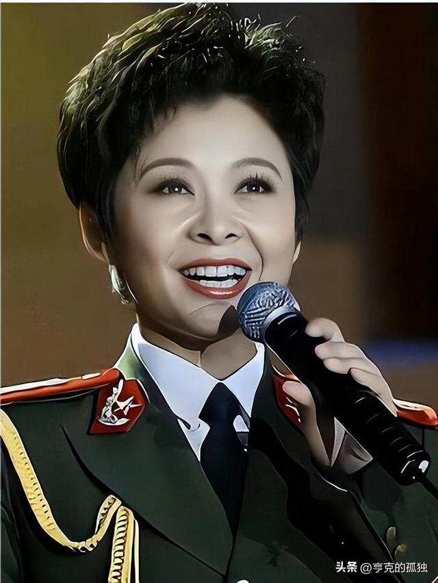 63岁董文华不再沉默，揭露当年被“封杀”原因，原来我们错怪她了
