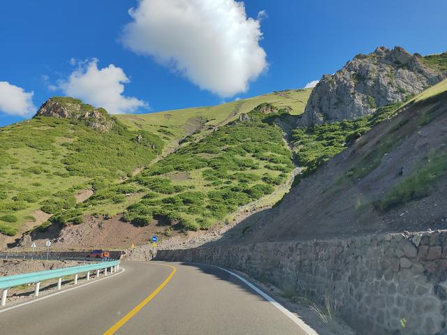 北疆行⑪——奇险的伊昭公路