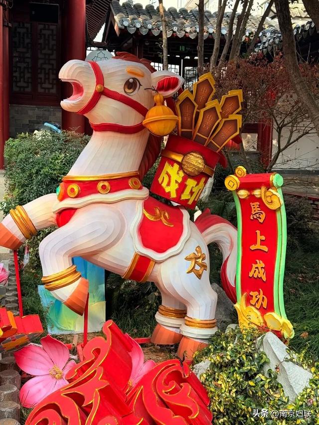 就在今晚，亮灯！