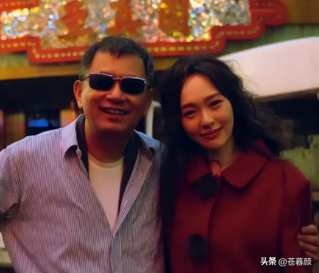 陪玩陪睡只是开胃菜，袭警、舔手指、集体嫖娼，背后的事捂不住了