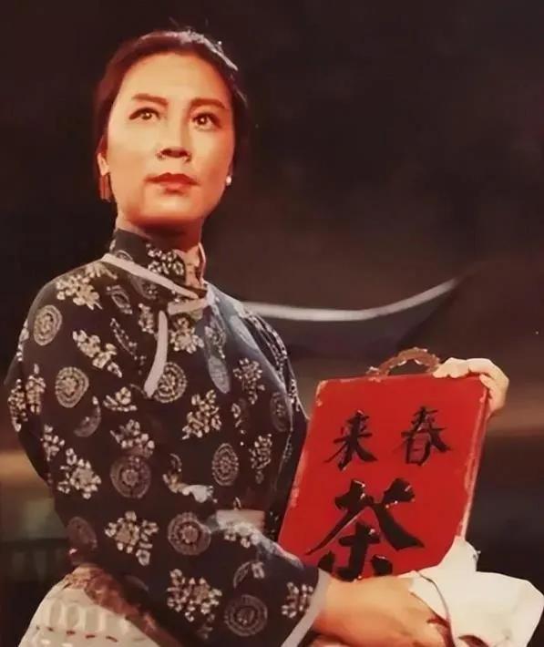 被日寇碎尸的茶馆老板娘!40年后惊揭:她是藏在烟火里的抗日利刃