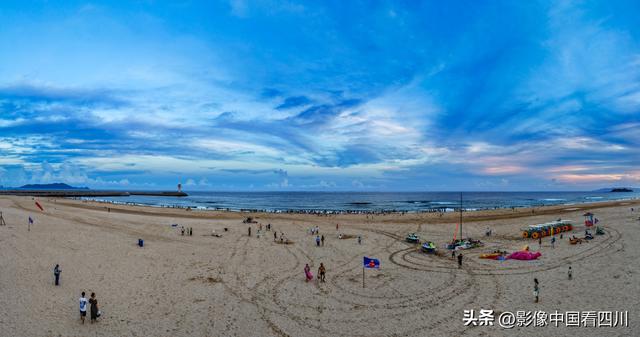 海南陵水：自由灯塔引客来