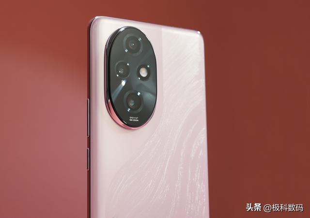 4000元以下手机对决！一加13、iQOO、荣耀，谁才是性价比影像王者