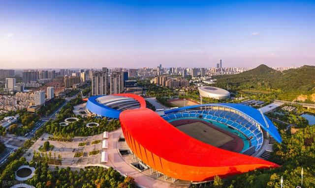 江苏“人口最少”的地级市，常住人口不足350万，不到苏州的14