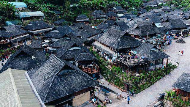 这座古寨隐姓埋名六百年，比凤凰更静谧，是无数人想去的浪浪山！