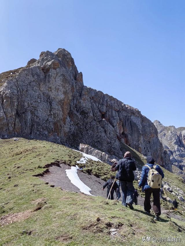 成功登顶母太子山