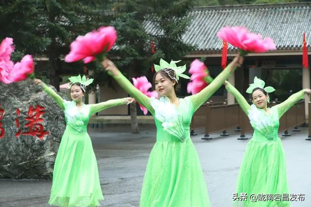 烟雨官鹅：国庆里的一轴流动水墨