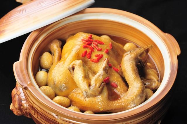 鸡肉再次成为关注对象！医生发现：吃鸡肉时，一定要多注意这4点