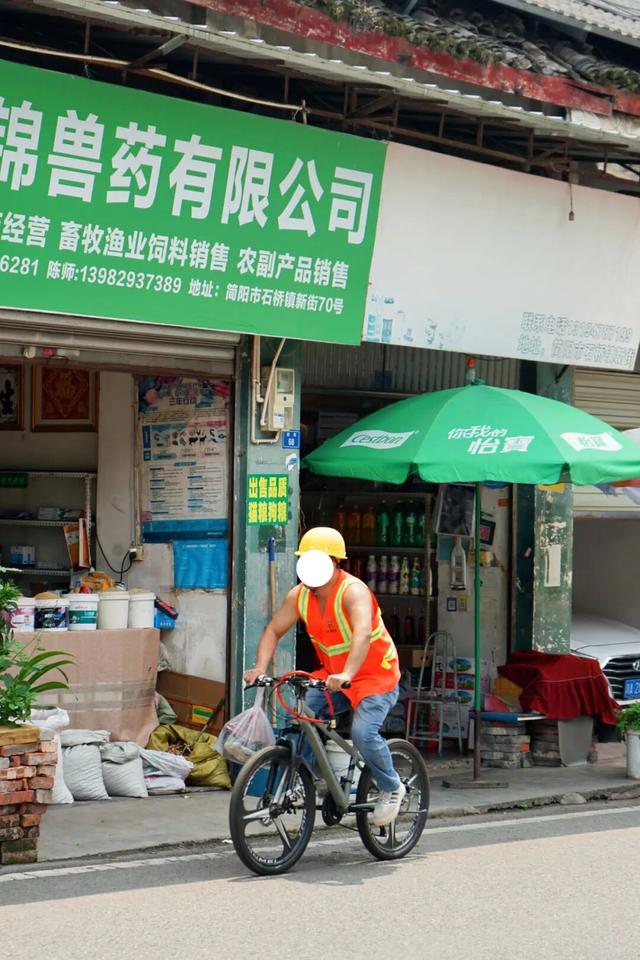 成都：打白酒下馆子，逛简阳石桥百年老街