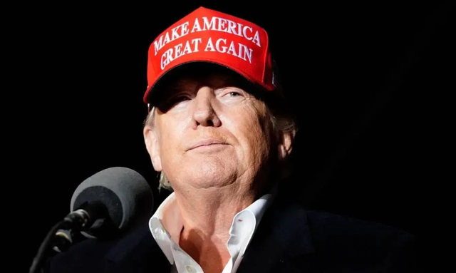 荷兰新规卡光刻机，结果先坑欧洲自己，中国这步反制让阿斯麦慌了