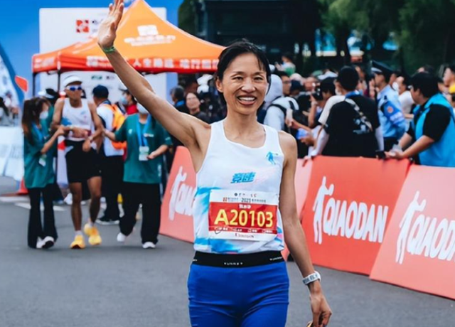 钱再多也没用！35岁最快女护士张水华的现状，给中年女性提了个醒