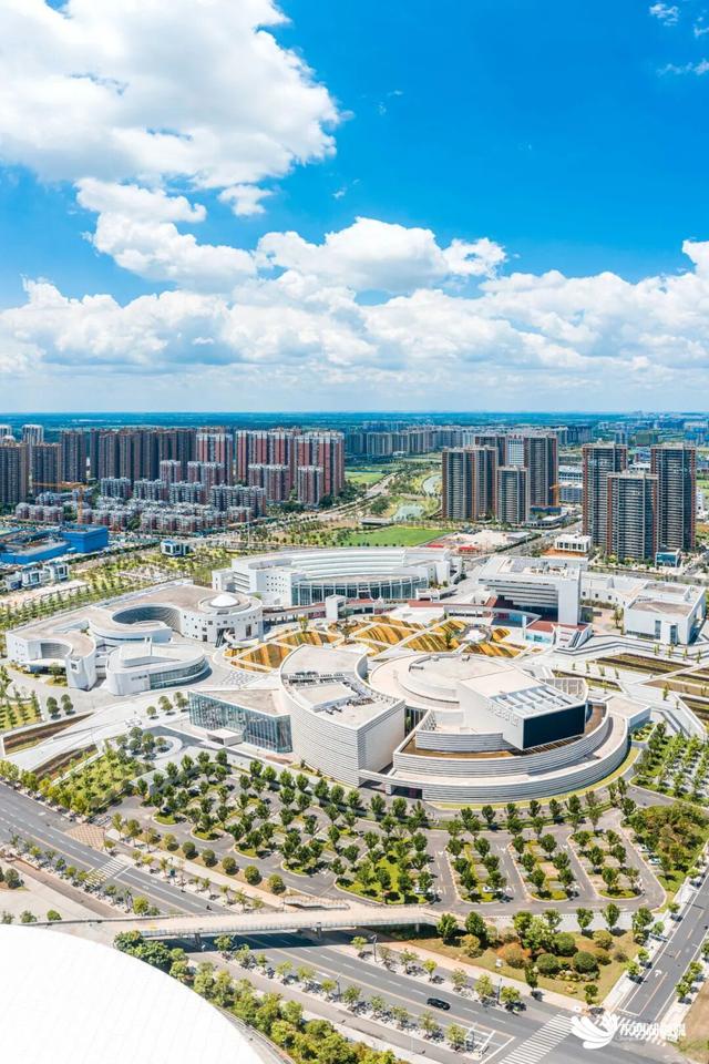 东西湖这些景区请老师免费玩、半价嗨！