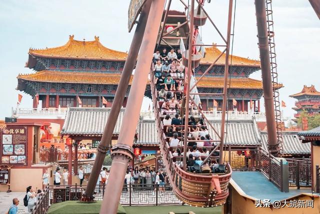 清明上河园：全国教师 全部免费 教师节快乐