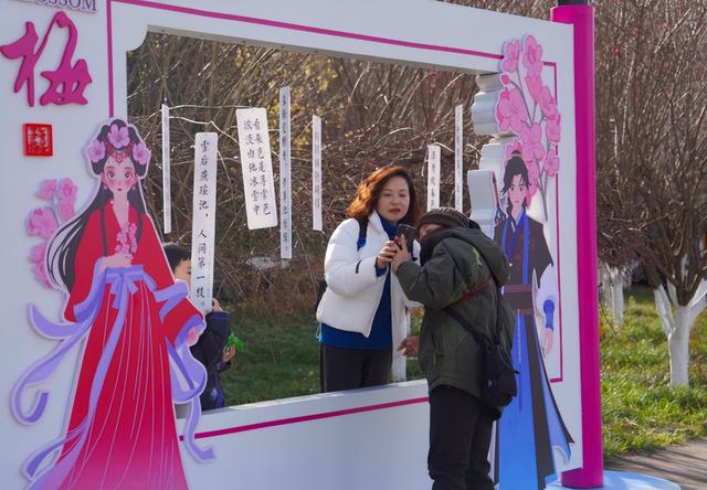 宁陕子午梅苑花初绽 万株梅香中开启“梅”好时光