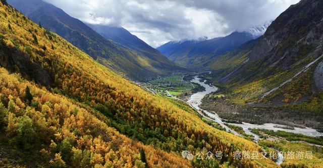 「辉煌60年·新时代西藏答卷」绝美！西藏小江南的秋色天花板，美到窒息！