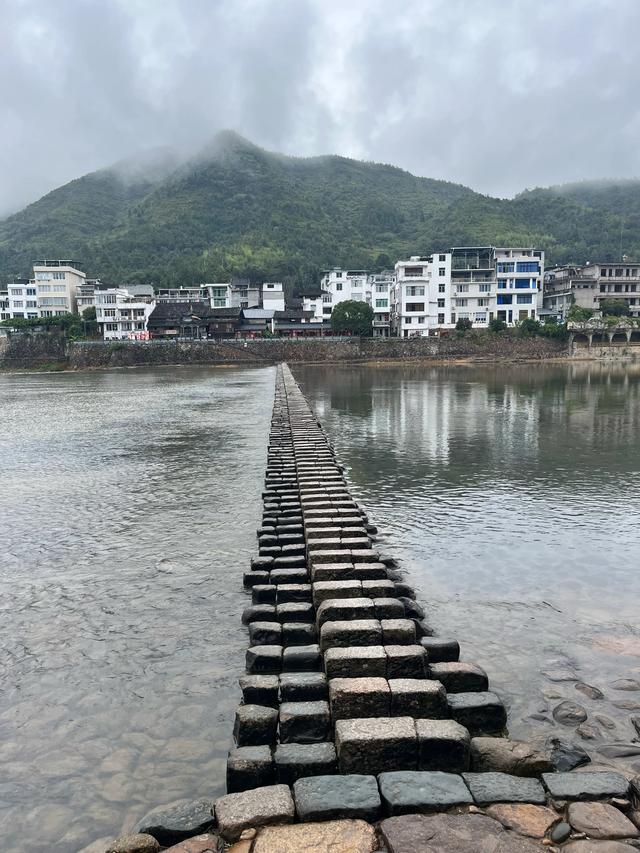 退休夫妻自驾温州泰顺之仕水古镇、胡氏大院、廊桥文化园