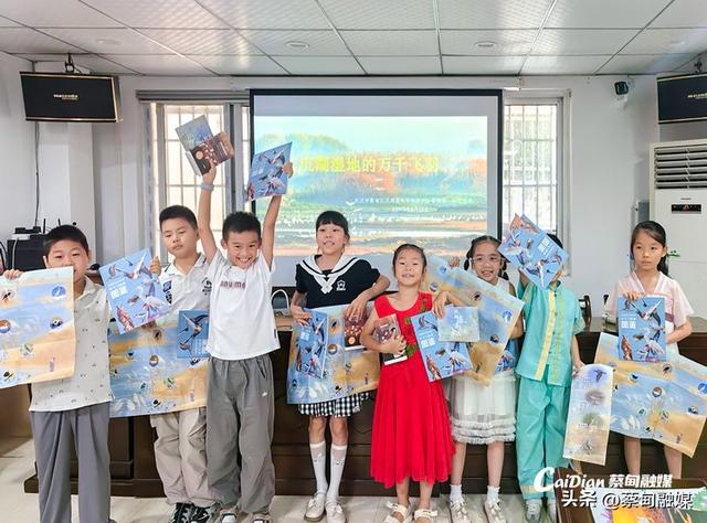 探秘“湿地精灵” 蔡甸湿地鸟类科普暑期班结业