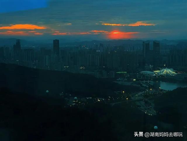 长沙人有自己的“东方明珠”？初秋，带娃往高处去！