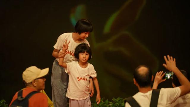 家长问爆了：「月映武夷」凭什么成暑假“必修课”？