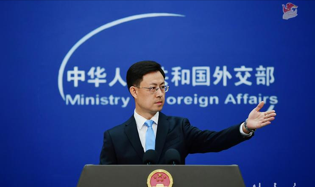 一架专机抵华，中方迎来稀客，沙利文：特朗普帮了中国“大忙”
