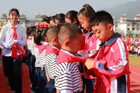 施甸多彩活动庆祝“六一”国际儿童节图片