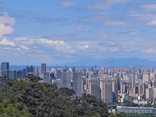 岳麓漫游，感受红色基因与烟火气