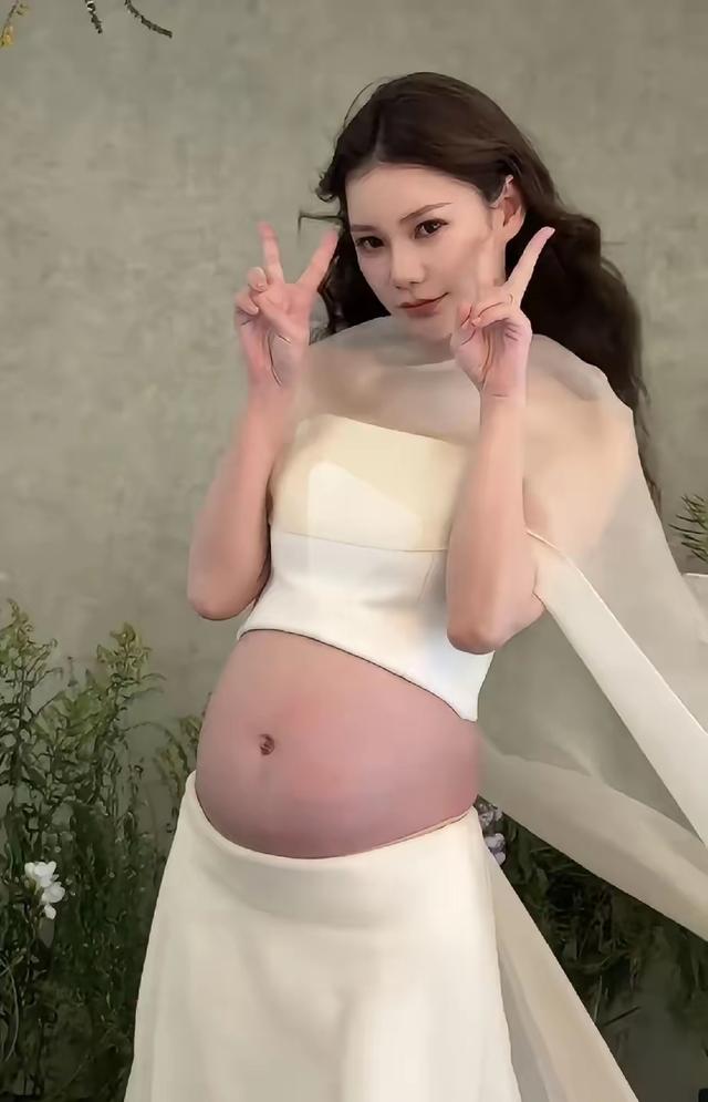 筱梅提前报喜：小宝贝迫不及待，奔赴新年与温暖 第4张