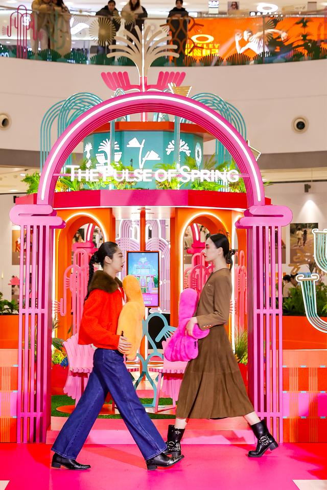 成都IFS打造一座城中“奇幻能量花园”，等你新春来打卡！