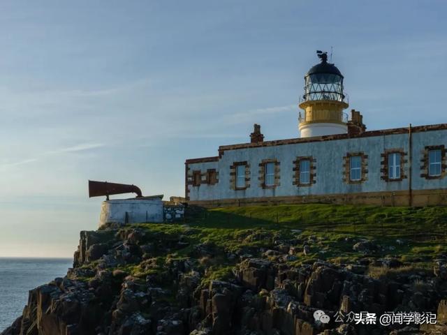 悬崖灯塔—英国•天空岛内斯特角灯塔