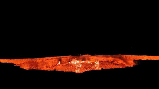 燃烧半世纪的地狱之门，35亿吨油田抵中国7年进口量，却无人敢采