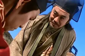 笑傲：岳不群的底牌是葵花宝典而不是辟邪剑法图片