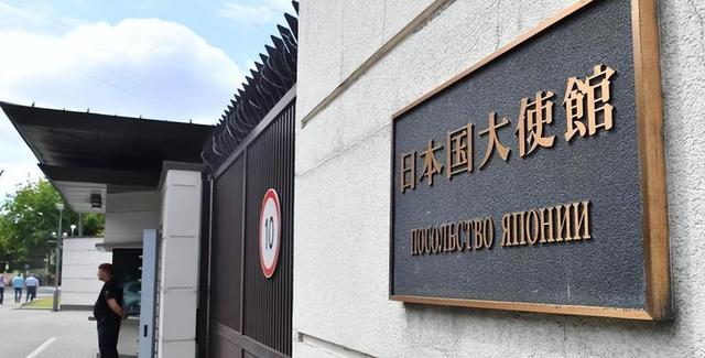 全面取消！中国反制手段升级！高市慌了，踩红线让日本已无力承受