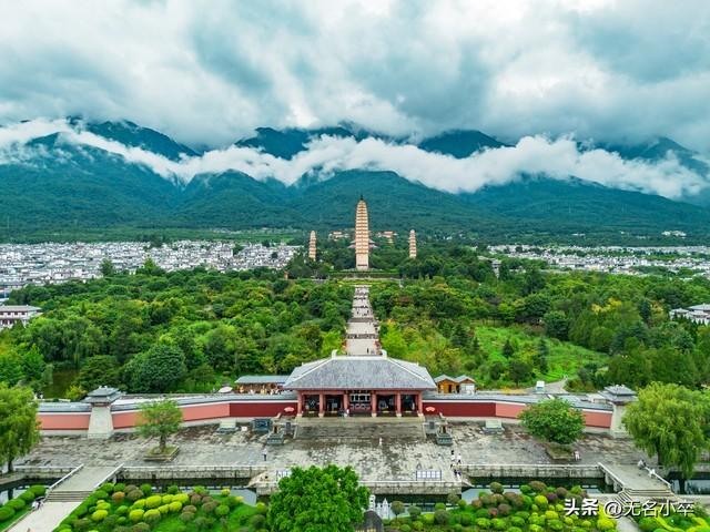 云南大理和丽江都去旅行过，说句实话，两者相比，大理要比丽江好