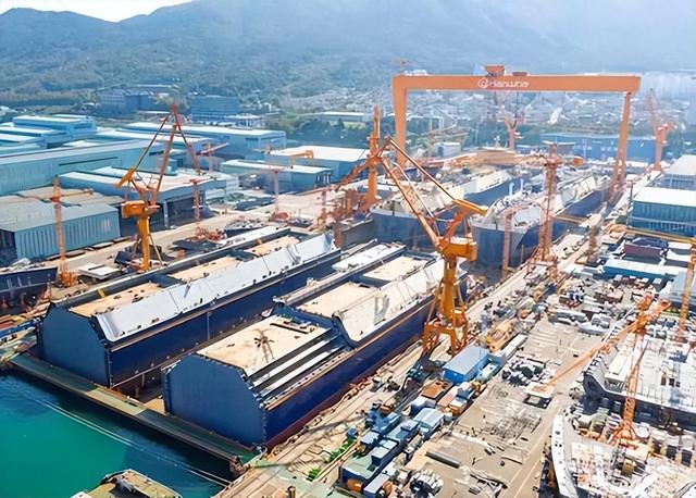 特朗普正式放行！韩国获批建设核潜艇，掏出 3500 亿美元投资