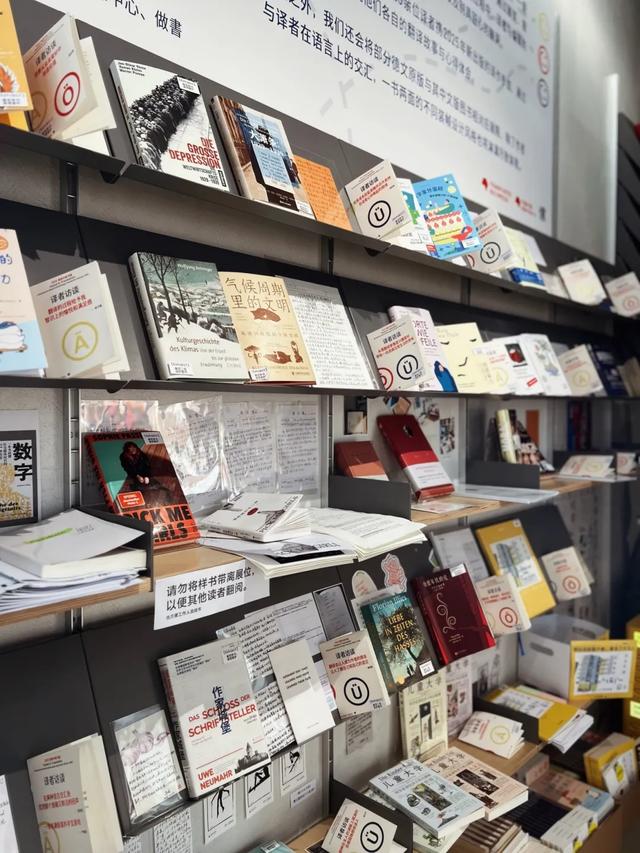 来隆福寺,“客串”一日图书编辑→