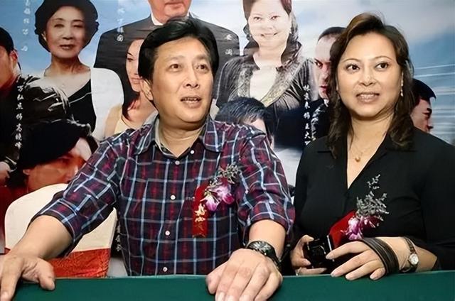 唐国强也没想到，走了35年的前妻，意外让两个残疾儿子承受了恶意