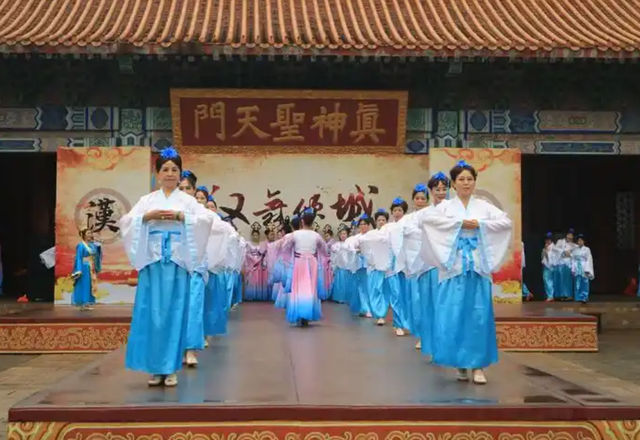 古代女子常说 “万福金安”，“万福” 这个行礼动作有啥讲究？