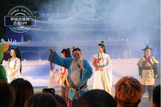 “哪吒”来吉林市江南公园啦！沉浸式演出圈粉无数
